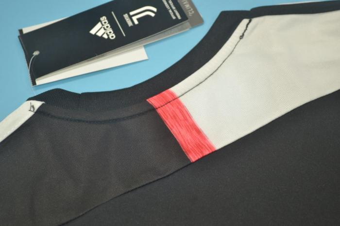 with Scudetto+Serie A Patch Retro Jersey 2019-2020 Juventus Home Soccer Jersey Vintage Maillot de Foot