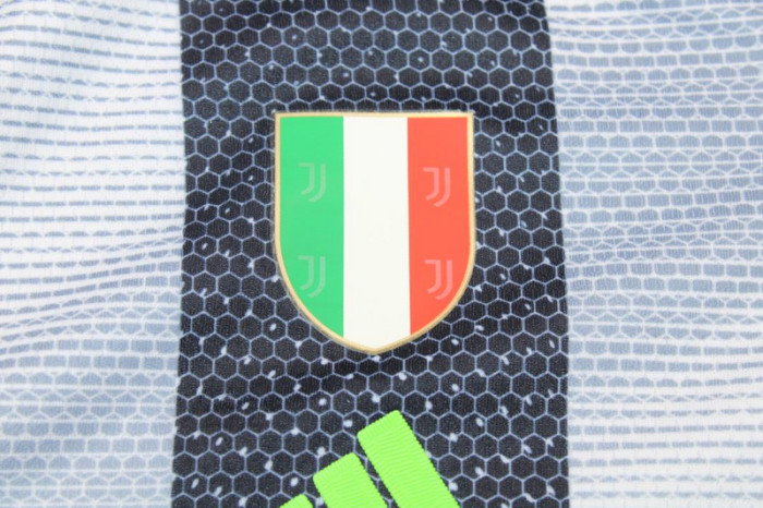 with Scudetto Patch Retro Jersey 2019-2020 Juventus RONALDO 7 Palace Version Soccer Jersey Vintage Maillot de Foot