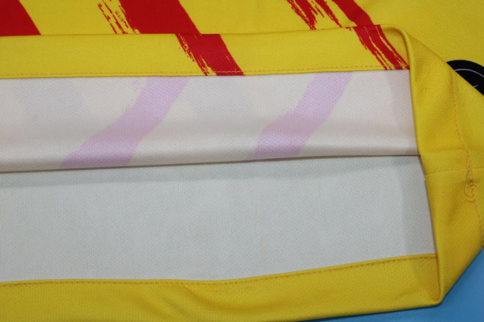 with LFP Patch Retro Jersey 2019-2020 Barcelona 4th Away Yellow Soccer Jersey Vintage Football Shirt