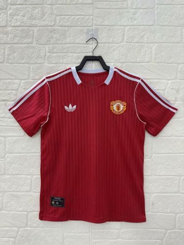 Retro Model 2025-2026 Manchester United Red Soccer Training Jersey Man United Football Shirt