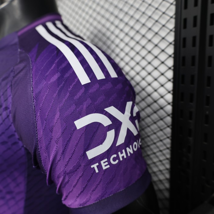 Player Version 2025-2026 Manchester United Purple Special Edition Soccer Jersey Man United Football Shirt