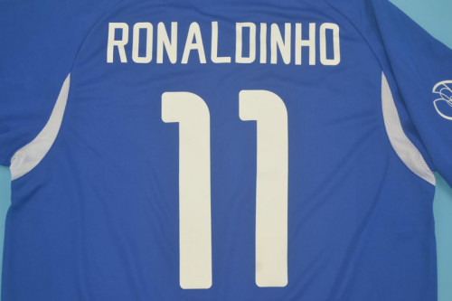 with Patch Retro Jersey 2002 Brazil RONALDINHO 11 Away Blue Soccer Jersey Vintage Brasil Camisetas de Futbol