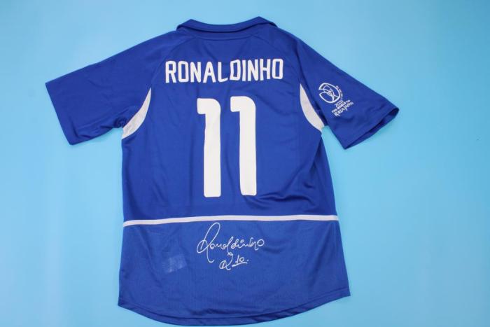 with Patch+Back Singner Retro Jersey 2002 Brazil RONALDINHO 11 Away Blue Soccer Jersey Vintage Brasil Camisetas de Futbol