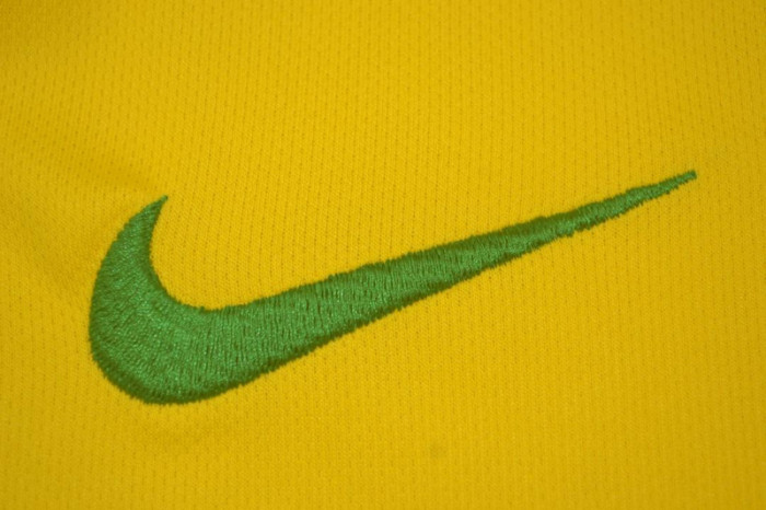 with Euro 2006 Patch Retro Jersey 2006 Brazil Home Yellow Soccer Jersey Vintage Brasil Camisetas de Futbol