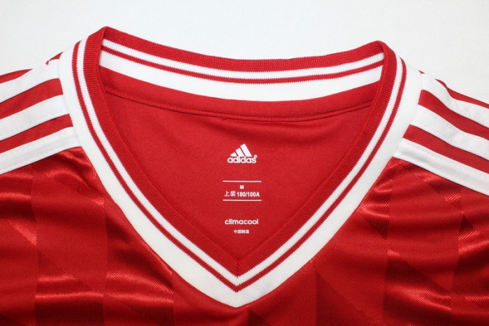 with Bundesliga Patch Retro Jersey 2013-2014 Bayern Munich Home Soccer Jersey Vintage Football Shirt