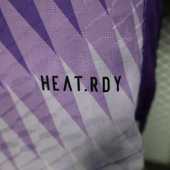 Player Version 2025-2026 Manchester United Purple Special Edition Soccer Jersey Man United Football Shirt