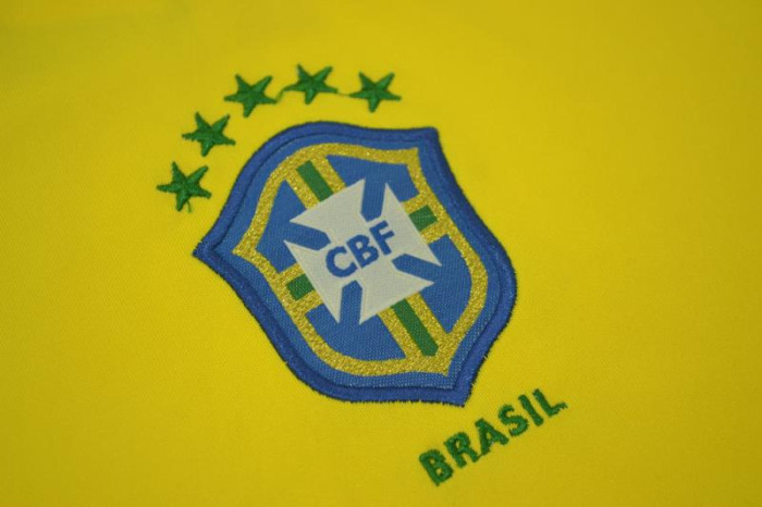 with Patch Retro Jersey 2004 Brazil Home Soccer Jersey Vintage Brasil Camisetas de Futbol