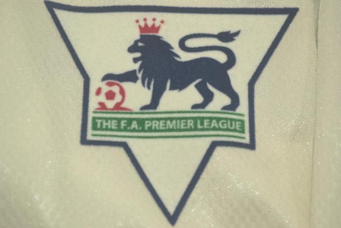 with EPL Patch Retro Jersey 1995-1996 Leeds United Home Soocer Jersey White Vintage Football Shirt