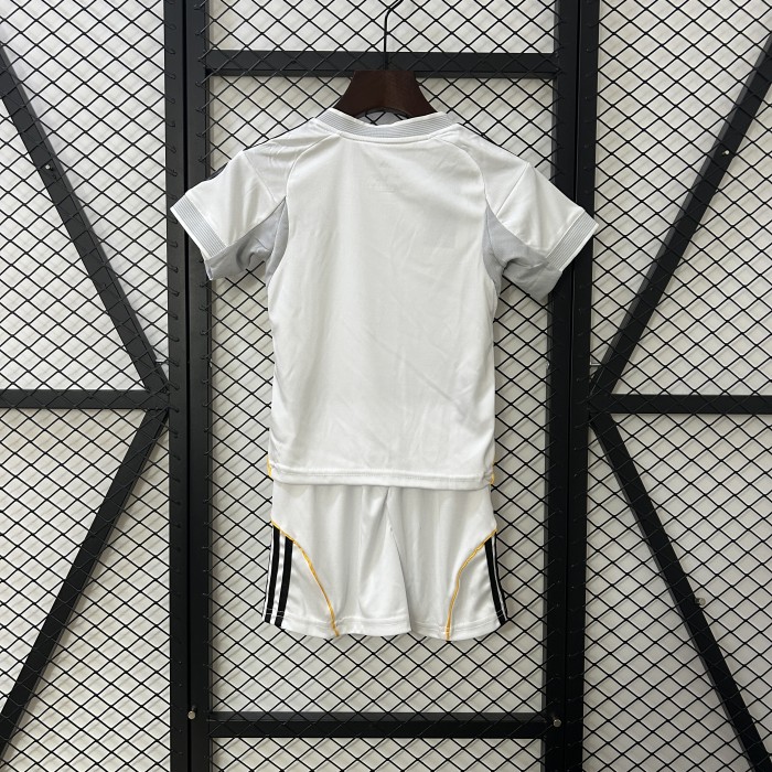 Youth Uniform Kids Kit 2025-2026 Real Madrid Home Soccer Jersey Shorts Child Football Set
