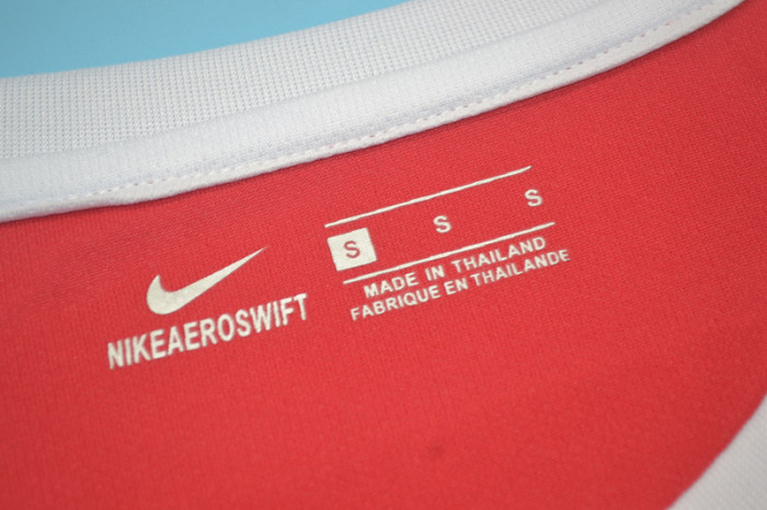 with Golden EPL Patch Retro Jersey 2002-2003 Arsenal Home Soccer Jersey Red Vintage Football Shirt