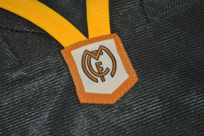with UCL Patch Retro Jersey 1999-2000 Real Madrid Away Black Soccer Jersey Vintage Football Shirt