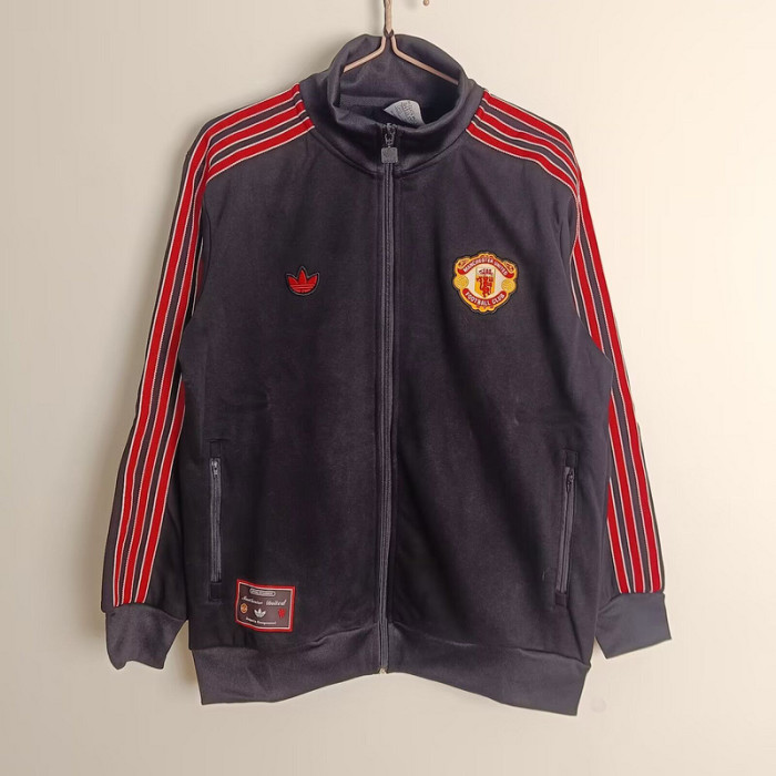 Retro Model Manchester United Black Soccer Windbreaker Jacket Football Jacket