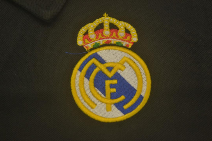 Retro Jersey 2001-2002 Real Madrid Away Black Soccer Jersey Vintage Football Shirt