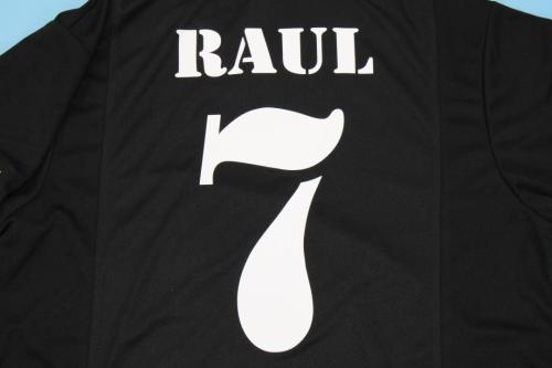 Retro Jersey 2001-2002 Real Madrid RAUL 7 Away Black Soccer Jersey Vintage Football Shirt
