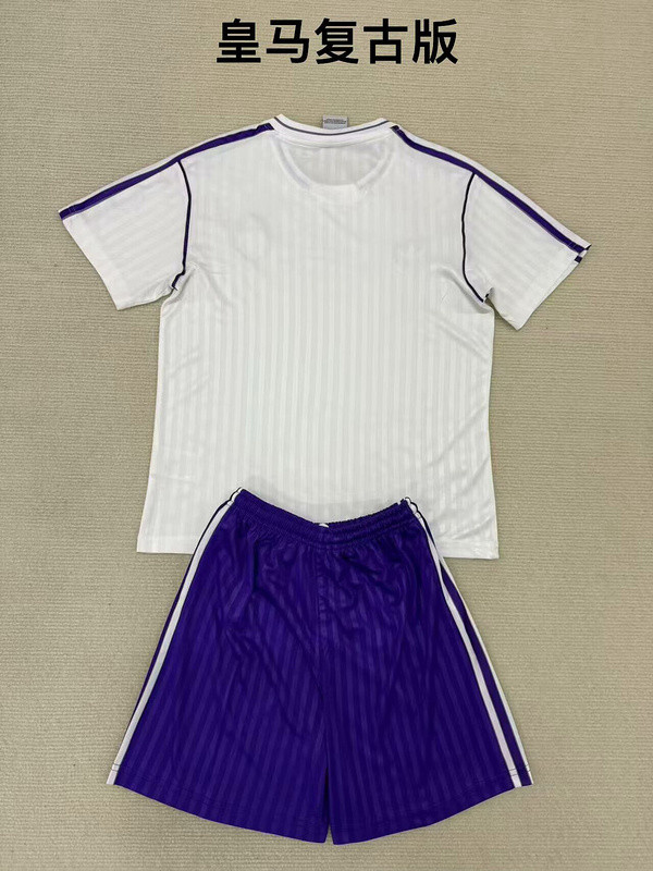 Youth Uniform Kids Kit 2025-2026 Real Madrid White Retro Model Soccer Jersey Shorts Child Football Set
