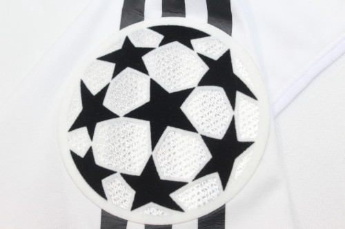 with UCL Patch Retro Jersey 2005-2006 Real Madrid GRAVESEN 16 Home Soccer Jersey