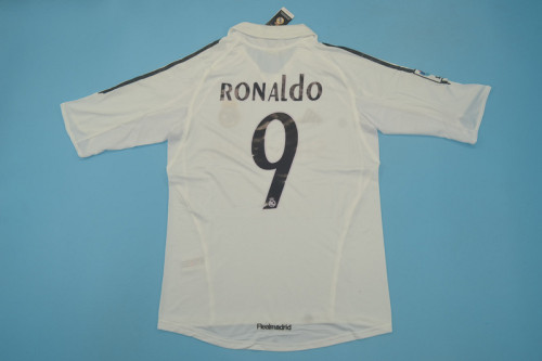 with LFP Patch Retro Jersey 2005-2006 Real Madrid RONALDO 9 Home Soccer Jersey