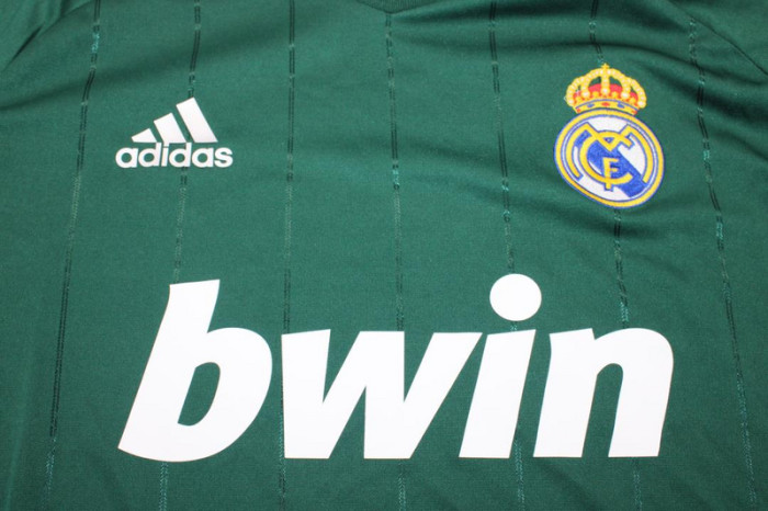 with UCL Patch Retro Jersey 2012-2013 Real Madrid Third Away Green Soccer Jersey