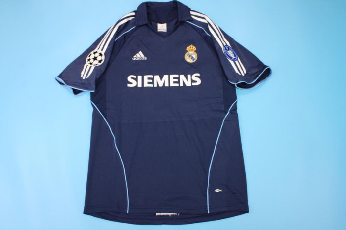 with UCL Patch Retro Jersey 2005-2006 Real Madrid R.CARLOS 3 Away Dark Blue Soccer Jersey Vintage Football Shirt