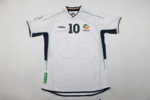 Retro Jersey 2002 Ireland R.KEANE 10 Away White Soccer Jersey Vintage Football Shirt
