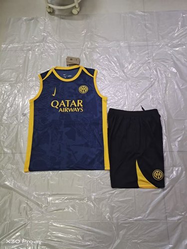 Adult Uniform 2025-2026 Inter Milan Dark Blue Soccer Training Vest and Shorts Football Set