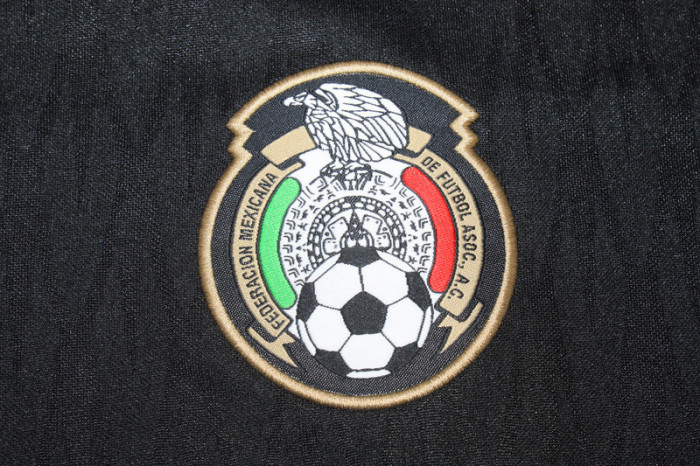 with World Cup Patch Retro Jersey 2010 Mexico Away Black Vintage Soccer Jersey