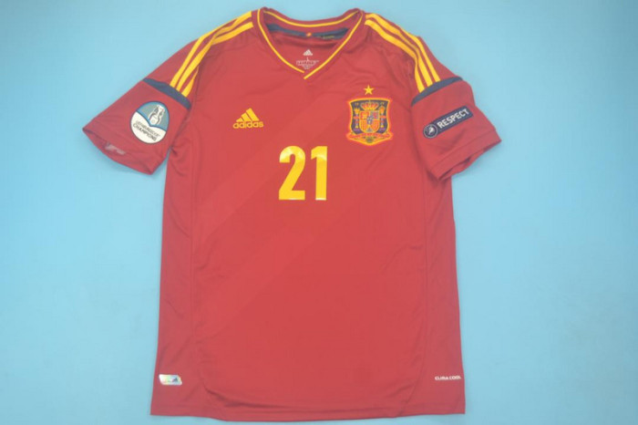 with Euro Patch Retro Jersey 2012 Spain SILVA 21 Home Soccer Jersey Vintage Camiseta de España Football Shirt