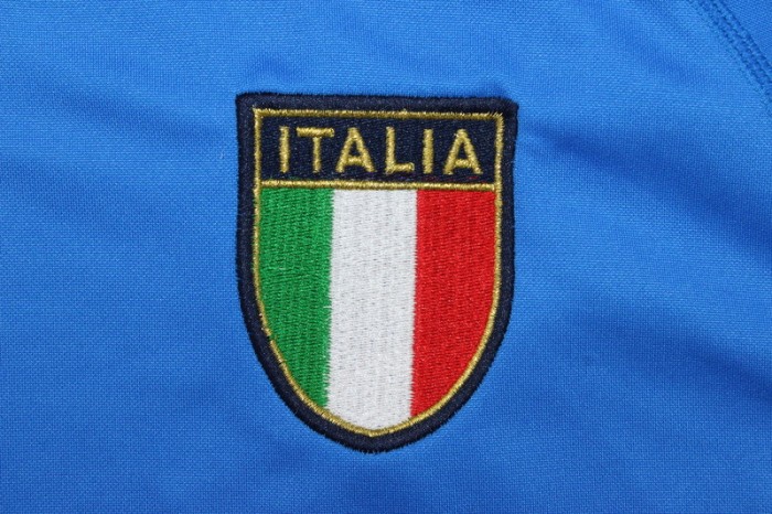 with Patch Retro Jersey 2002 Italy Home Soccer Jersey Vintage Football Shirt