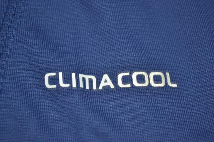 with Front Lettering+World Cup Patch Long Sleeve Retro Jersey 2010 Spain Away Blue Soccer Jersey