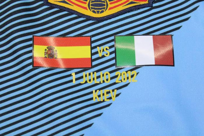 with Front Lettering+Euro Patch Retro Jersey Spain Euro 2012 Away Blue Soccer Jersey Vintage Camiseta de España Football Shirt