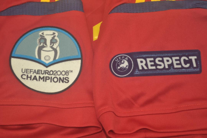 with Euro Patch Retro Jersey 2012 Spain SILVA 21 Home Soccer Jersey Vintage Camiseta de España Football Shirt