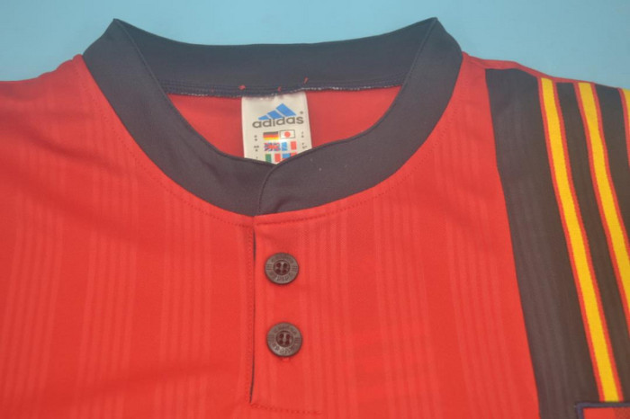 with Patch Retro Jersey 1996 Spain Home Soccer Jersey Vintage Camiseta de España Football Shirt