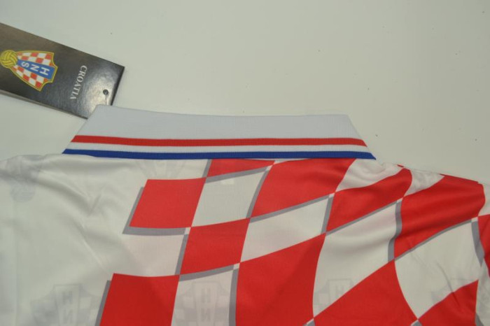 with Front Lettering Retro Jersey 1998 Croatia Home Soccer Jersey Vintage Football Shirt