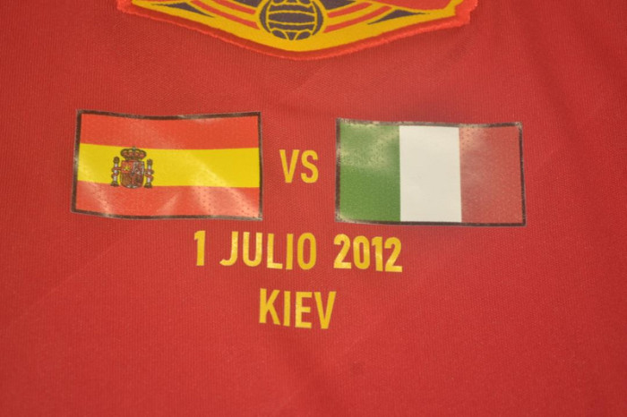 with Front Lettering+Euro Patch Retro Jersey 2012 Spain TORRES 9 Home Soccer Jersey Vintage Camiseta de España Football Shirt