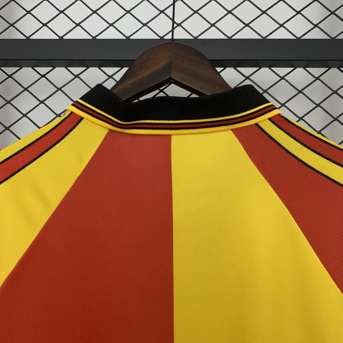 Retro Jersey 1998-1999 Galatasaray Home Soccer Jersey Vintage Football Shirt