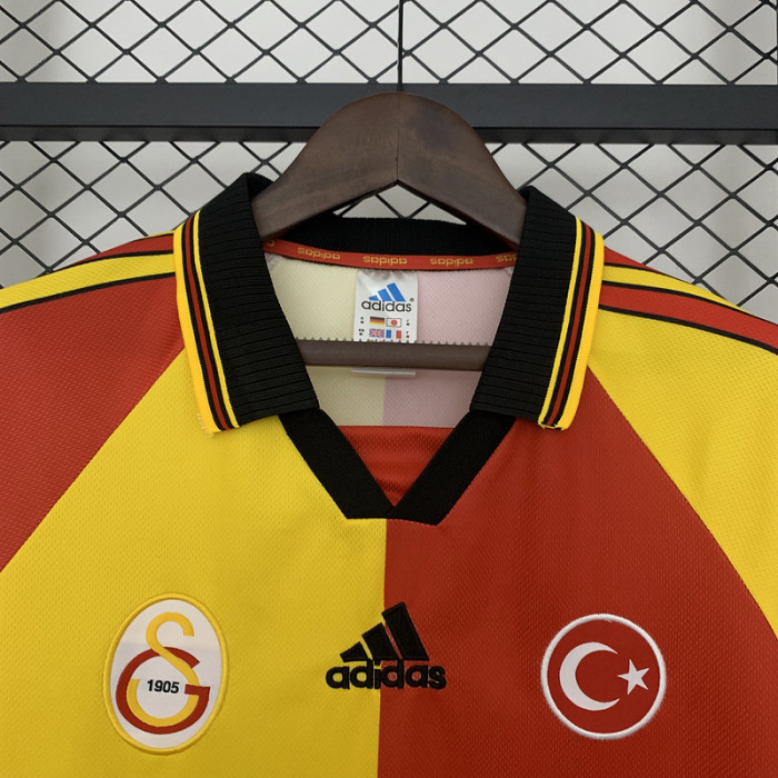 Retro Jersey 1998-1999 Galatasaray Home Soccer Jersey Vintage Football Shirt