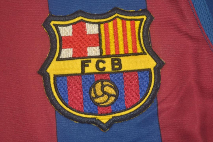 Retro Jersey 2005-2006 Barcelona RONALDINHO 10 Home Blue/Red Soccer Jersey Vintage Football Shirt