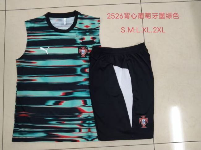 Adult Uniform 2025 Portugal Green Soccer Training Vest and Shorts Football Set