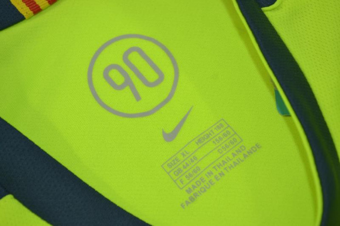 with UCL Patch Retro Jersey 2005-2006 Barcelona RONALDINHO 10 Away Green Soccer Jersey Vintage Football Shirt