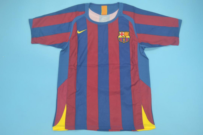 Retro Jersey 2005-2006 Barcelona RONALDINHO 10 Home Blue/Red Soccer Jersey Vintage Football Shirt