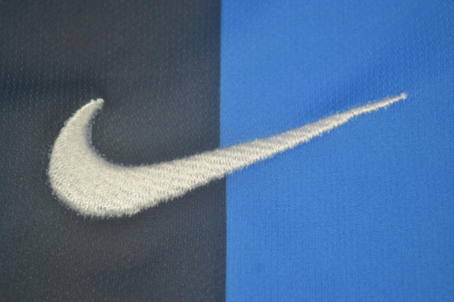 with Front Lettering Retro Jersey Long Sleeve Inter Milan 2009-2010 Home UCL Final Soccer Jersey