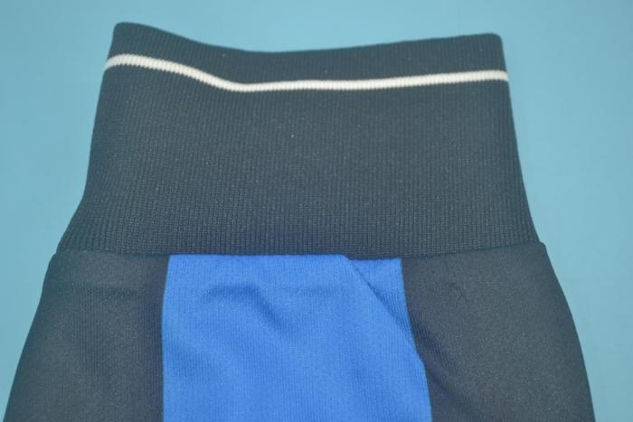 with Front Lettering Retro Jersey Long Sleeve Inter Milan 2009-2010 Home UCL Final Soccer Jersey