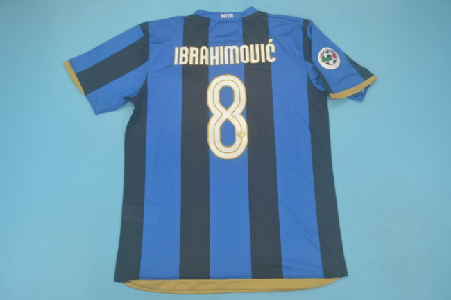 with Scudetto+Serie A Patch Retro Jersey 2008-2009 Inter Milan IBRAHIMOVIC 8 League Version Home Soccer Jersey Vintage Football Shirt