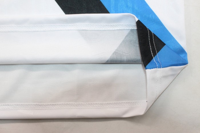 Retro Jersey 1994-1995 Inter Milan BERGKAMP 10 Away White Soccer Jersey Vintage Football Shirt