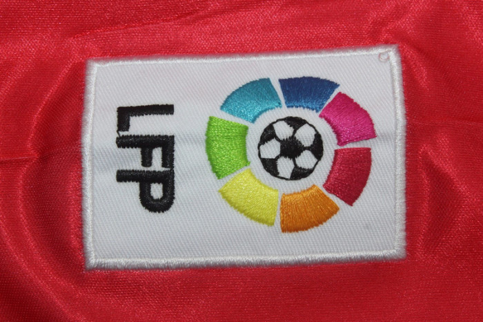 with LFP Patch Retro Jersey 2003-2004 Sevilla REYES 10 Home Soccer Jersey Vintage Football Shirt