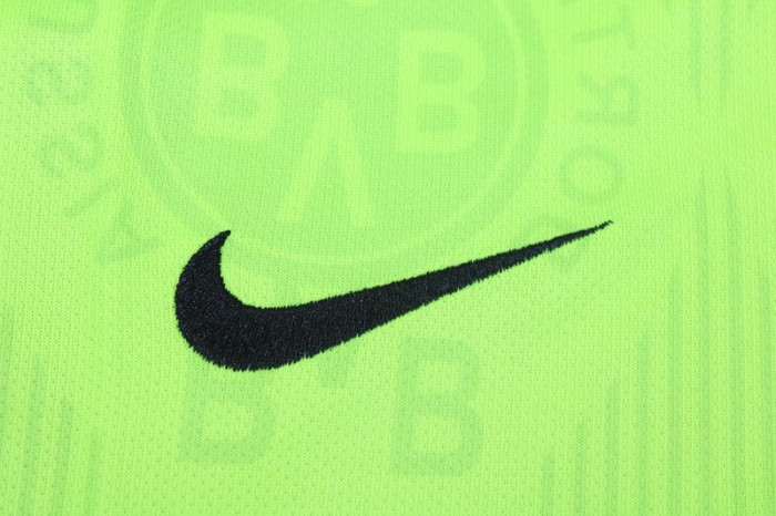 with UCL Patch Retro Jersey 1996-1997 Borussia Dortmund Home Soccer Jersey Vintage BVB Football Shirt