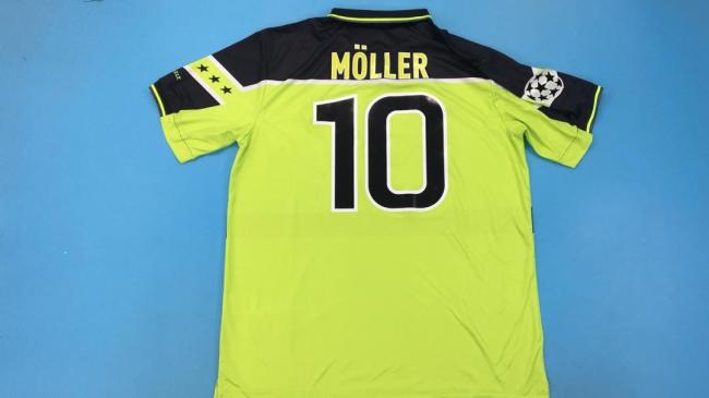 with UCL Patch Retro Jersey 1996-1997 Borussia Dortmund MOLLER 10 UCL Version Yellow Soccer Jersey