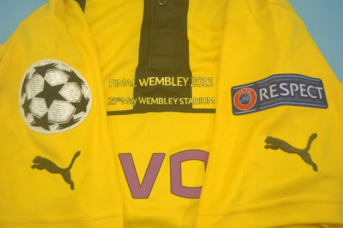 with Front Lettering+UCL Patch Retro Jersey 2012-2013 Borussia Dortmund LEWANDOWSKI 9 Home Soccer Jersey Vintage BVB Football Shirt