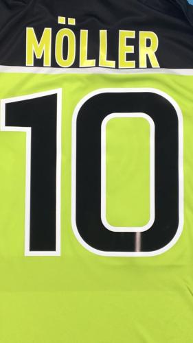 with UCL Patch Retro Jersey 1996-1997 Borussia Dortmund MOLLER 10 UCL Version Yellow Soccer Jersey