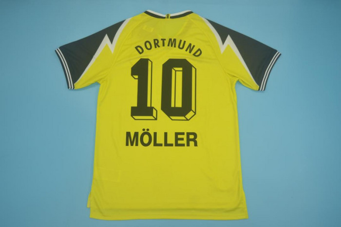 Retro Jersey Borussia Dortmund 1995-1996 MOLLER 10 Home Soccer Jersey Vintage BVB Football Shirt